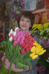 Дарите женщинам цветы!