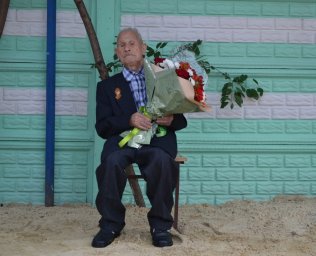 &laquo;Изменив направленье удара&hellip;&raquo;