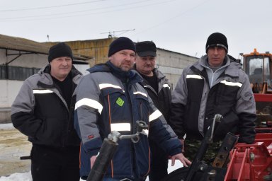 Весна на  дворе &ndash;  технику  в поле
