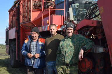 Уборка   продолжается