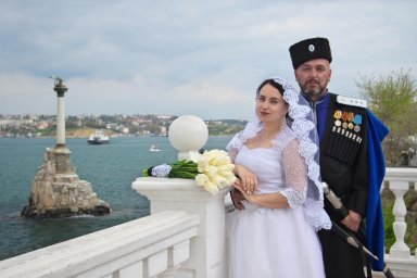 Они как ниточка с иголочкой &ndash; повсюду вместе.