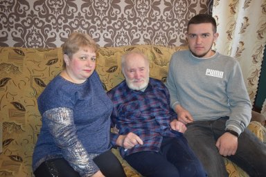 Уже и праправнук есть Уже и праправнук есть