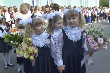 Учись прилежно, ученик - главней всего сегодня это! Учись прилежно, ученик - главней всего сегодня это!