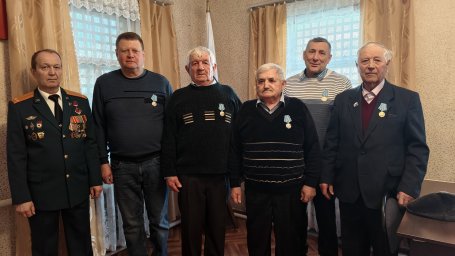 Наградили подводников